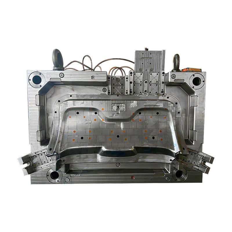 قالب المصد الخلفي للسيارة